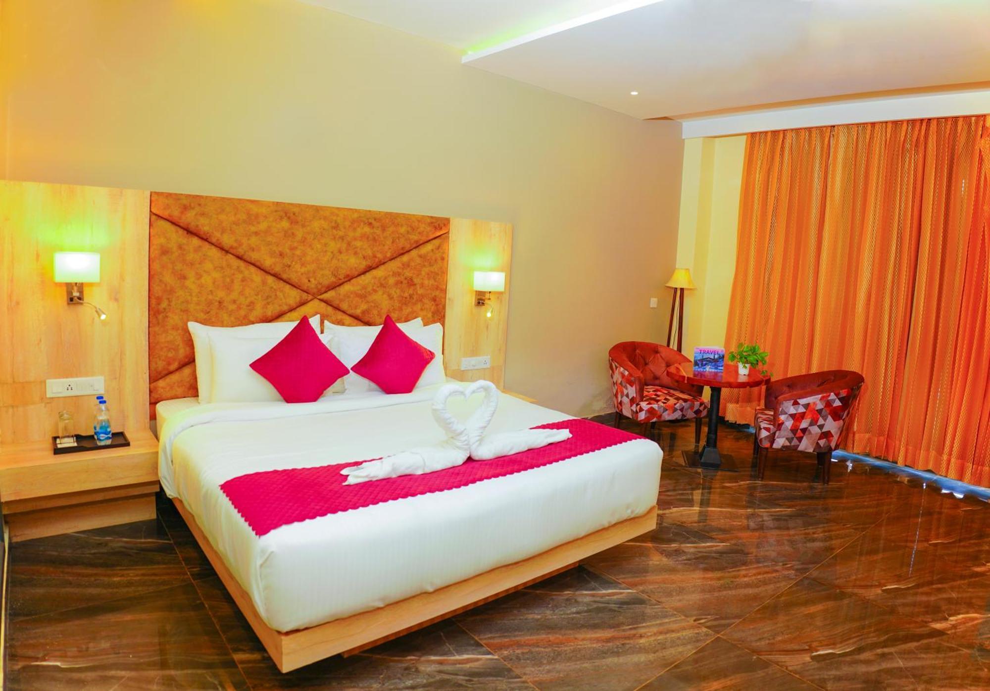 Aachman River And Valley View Resort Dharamshala - A Riverside Resort With Balcony View Exterior foto
